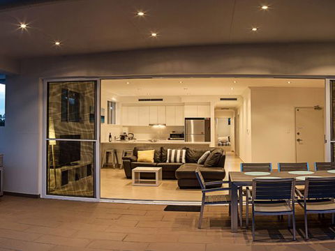Seaview - Broome Tourism 134
