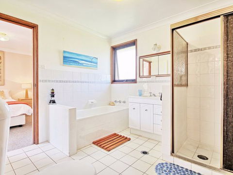 Seaview - Broome Tourism 151