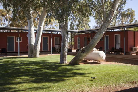 Curtin Springs Wayside Inn - Broome Tourism 14