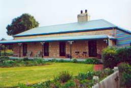 Robe Heritage Accommodation - Broome Tourism 0