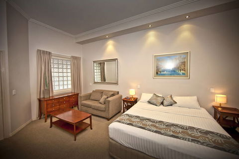 Shangri-La Gardens - Broome Tourism 0