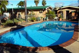 Starline Motor Inn - Broome Tourism 0