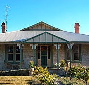 Stranraer Homestead Bed  Breakfast - Broome Tourism