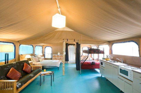 Suffolk Beachfront Holiday Park - Broome Tourism 1
