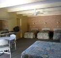 Spanish Lantern Motor Inn Parkes - Broome Tourism