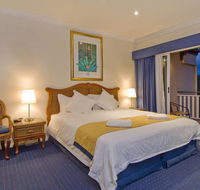 Tinaroo Lake Resort - Holiday Apartments - Broome Tourism