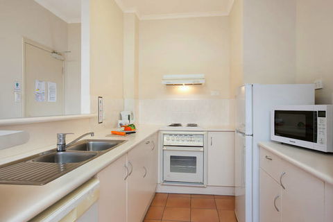 Tropic Towers Apartments - Broome Tourism 2