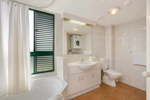 Tropic Towers Apartments - Broome Tourism 14
