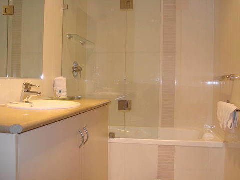 Vine Court Barossa - Broome Tourism 1