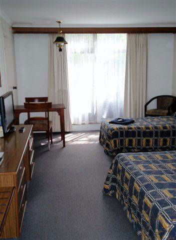 West Coaster Motel - Broome Tourism 2