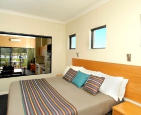 Assured Ascot Quays Apartment Hotel - Broome Tourism 1