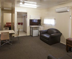 Curtin Springs Wayside Inn - Broome Tourism 7
