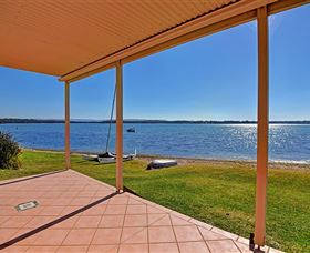 Luxury Waterfront House - Broome Tourism 0