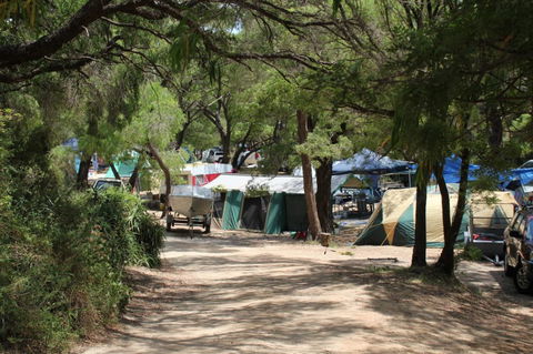 Hamelin Bay Holiday Park - Broome Tourism 2