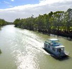 Edward River Houseboats - Broome Tourism
