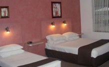 Bella Villa Motor Inn - Forster - Broome Tourism 0