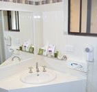 Hilltops Retreat Motor Inn - Young - Broome Tourism