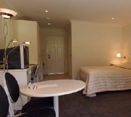 Zig Zag Motel - Broome Tourism 2