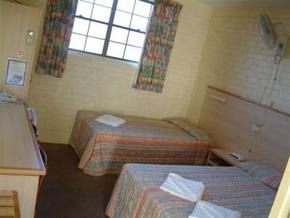 Shamrock Hotel Motel - Broome Tourism 1