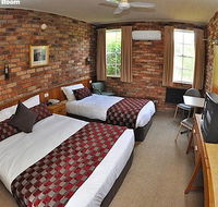 Log Cabin - Broome Tourism