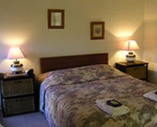 Executive Hideaway Motel - Broome Tourism 1