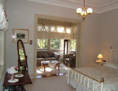 Whispering Pines - Broome Tourism 0