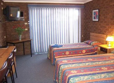 Best Western Garden Court Motel - Broome Tourism 1