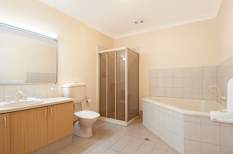 Comfort Inn Dandenong - Broome Tourism 5