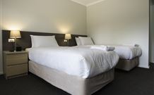 Wallarah Bay Motel - Broome Tourism 0