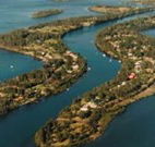 Between Waters B and B - - Broome Tourism