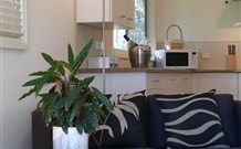 Sutton Forest Cottage - Broome Tourism 0