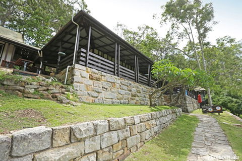 Sydney - Pittwater YHA - Broome Tourism 0