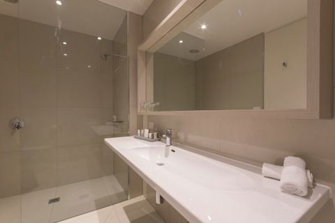 Flinders Hotel - Broome Tourism 9
