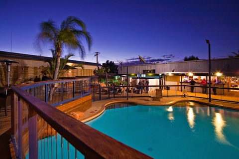 Exmouth YHA - Broome Tourism 4