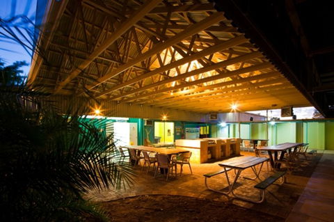 Exmouth YHA - Broome Tourism 5