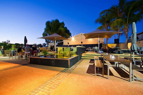 Exmouth YHA - Broome Tourism 6