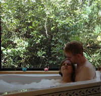 Ravensbourne Forest Chalets - Broome Tourism