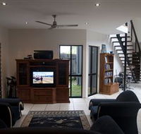 Dolphin Beach House - Broome Tourism