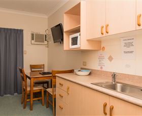 Accommodation On Denham - Broome Tourism 2