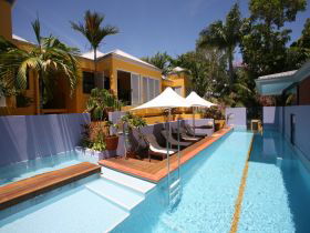 The Pavilions - Broome Tourism 1