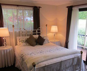 Eden Lodge Bed And Breakfast - Broome Tourism 3