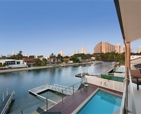 Xanadu Waterfront Elite Holiday Home - Broome Tourism 1