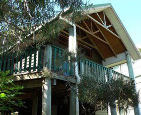 Salty Towers - Broome Tourism 0
