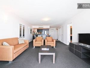 Keith Hall NSW Broome Tourism