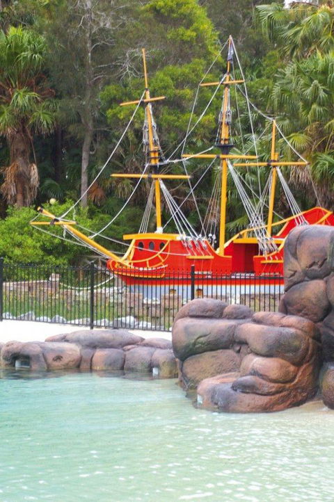 Smuggler's Cove Holiday Village - Broome Tourism 3