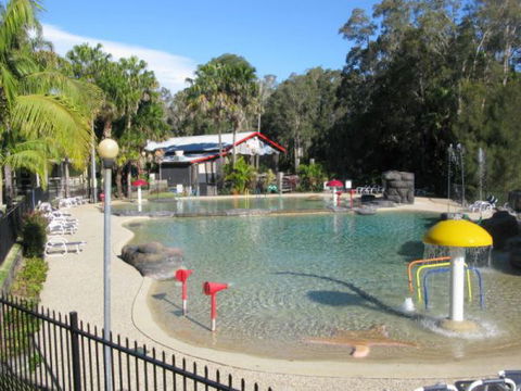 Smuggler's Cove Holiday Village - Broome Tourism 5