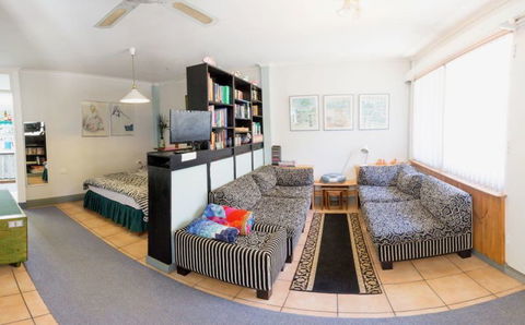 Dunes Cottage - Broome Tourism 1