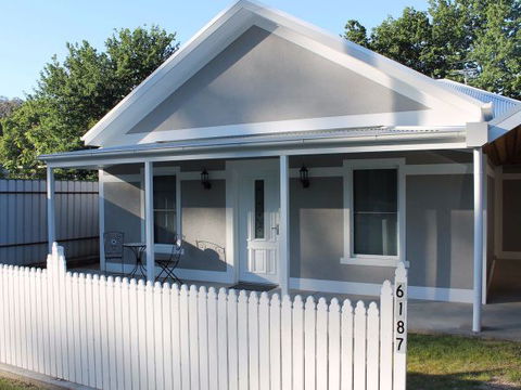 Jessie's Creek Cottage - Broome Tourism 0