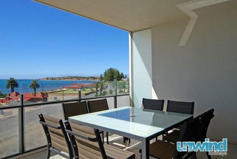 Unwind At Coast On Newell - Broome Tourism 1