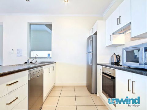 Unwind At Coast On Newell - Broome Tourism 12